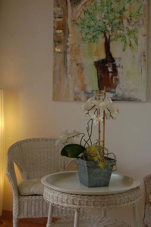 Appart'Hotel Villa Elaia Puyméras
