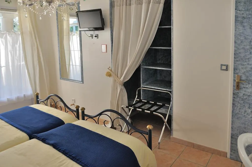 Appart'Hotel Villa Elaia Puyméras