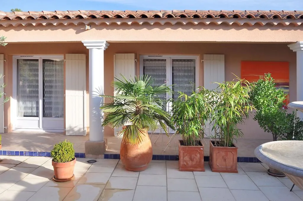 Appart'Hotel Villa Elaia Puyméras Francia