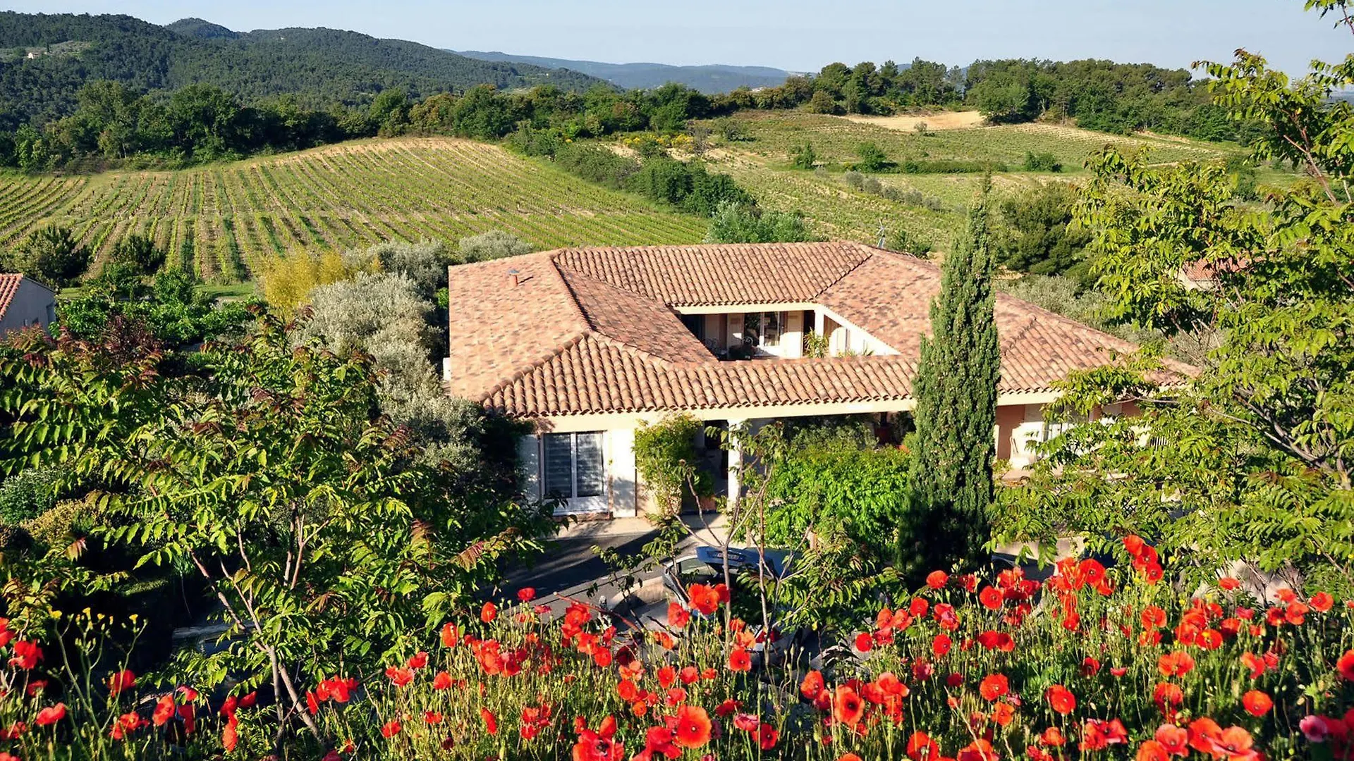 Appart'Hotel Villa Elaia Puyméras